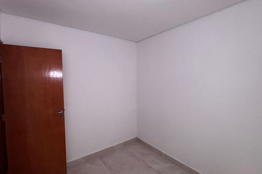 Quarto 1 de apartamento para alugar com 2 quartos, 48m² em Vila Eldizia, Santo André