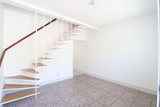 Sala de casa à venda com 3 quartos, 110m² em Vila Romana, São Paulo