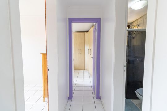 Corredor de apartamento à venda com 2 quartos, 60m² em Partenon, Porto Alegre
