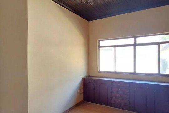 Casa à venda com 4 quartos, 345m² em Quintas, Nova Lima