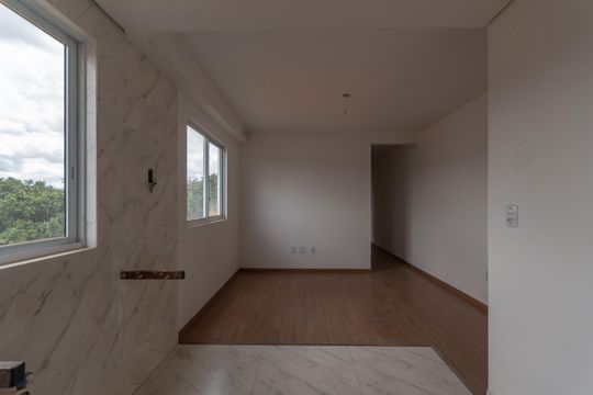 Cozinha de apartamento à venda com 2 quartos, 50m² em Serrano, Belo Horizonte