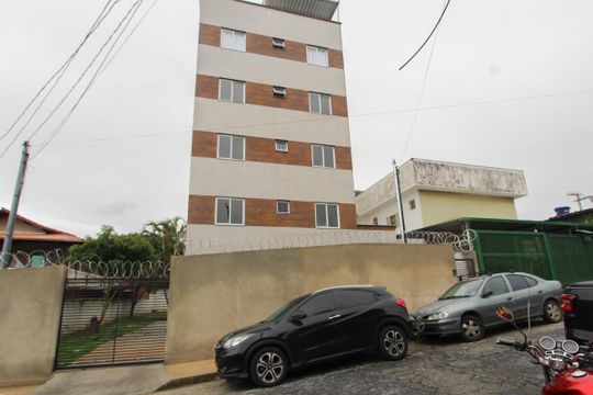 Fachada de apartamento à venda com 2 quartos, 50m² em Serrano, Belo Horizonte
