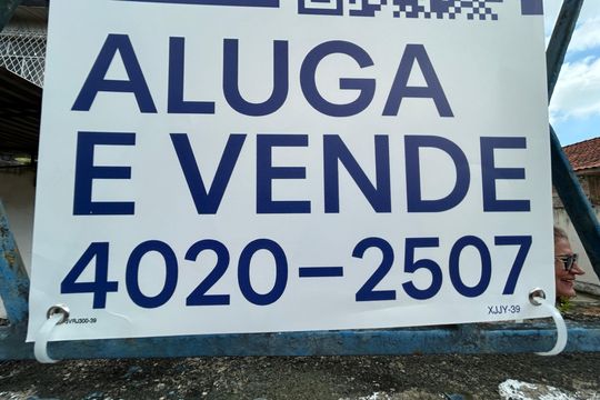 Código alpha numérico de casa à venda com 4 quartos, 600m² em Cachambi, Rio de Janeiro