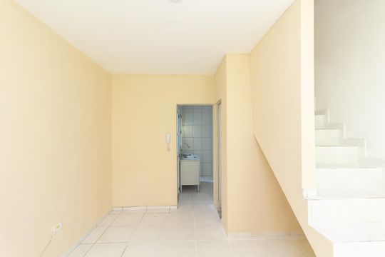 Casa à venda com 2 quartos, 42m² em Parada Xv de Novembro, São Paulo