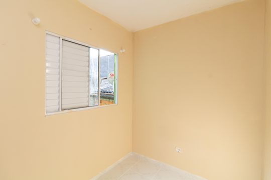 Quarto 2 de casa à venda com 2 quartos, 42m² em Parada Xv de Novembro, São Paulo