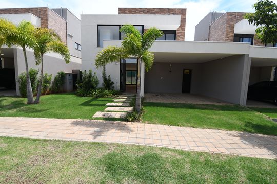 Fachada de casa de condomínio à venda com 3 quartos, 225m² em Condomínio Reserva Alpha Galleria, Campinas