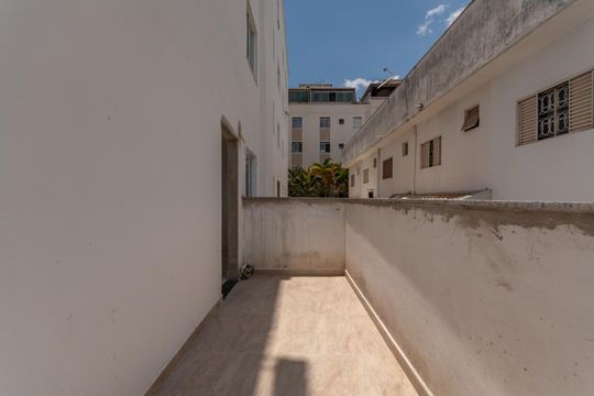 Área Privativa de apartamento à venda com 2 quartos, 60m² em Serrano, Belo Horizonte