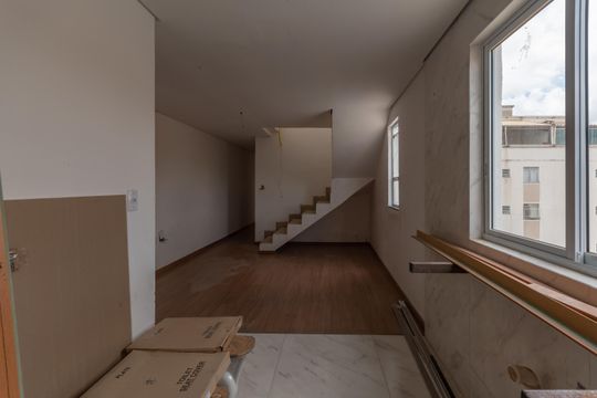 Cozinha de apartamento à venda com 2 quartos, 100m² em Serrano, Belo Horizonte