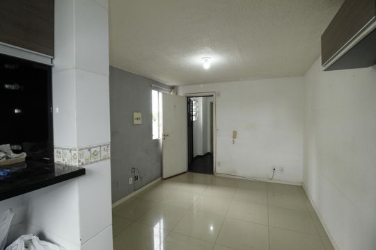 Sala de apartamento à venda com 2 quartos, 38m² em Jardim Dona Leopoldina, Porto Alegre