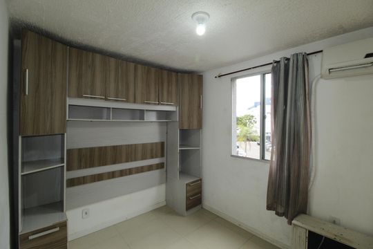 Quarto 1 de apartamento à venda com 2 quartos, 38m² em Jardim Dona Leopoldina, Porto Alegre
