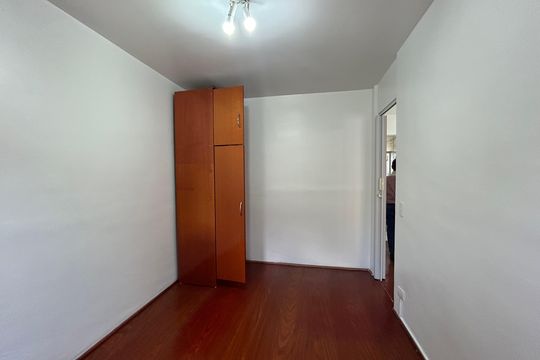 Apartamento à venda com 2 quartos, 55m² em Vila Iório, São Paulo