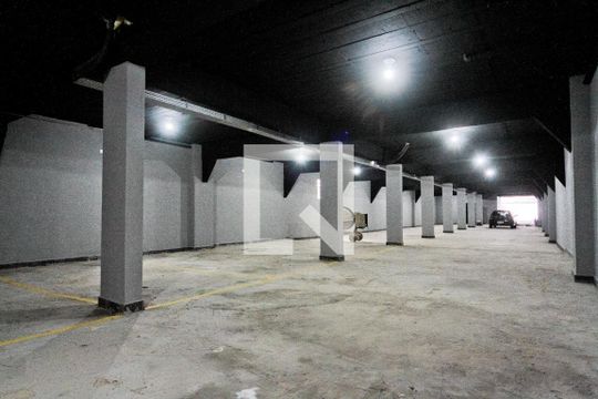 área comum de apartamento para alugar com 2 quartos, 65m² em Vila Mangalot, São Paulo