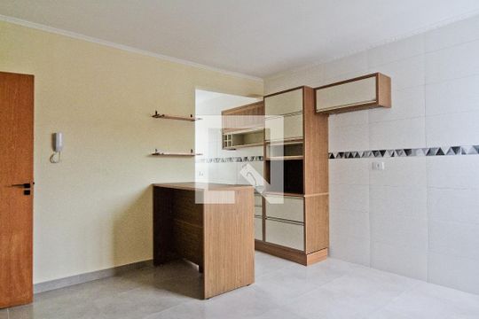 Apartamento para alugar com 2 quartos, 65m² em Vila Mangalot, São Paulo