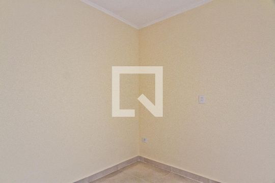 Quarto 1 de apartamento para alugar com 2 quartos, 65m² em Vila Mangalot, São Paulo