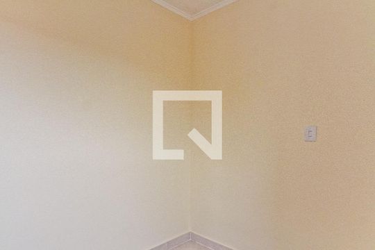Quarto 2 de apartamento para alugar com 2 quartos, 65m² em Vila Mangalot, São Paulo