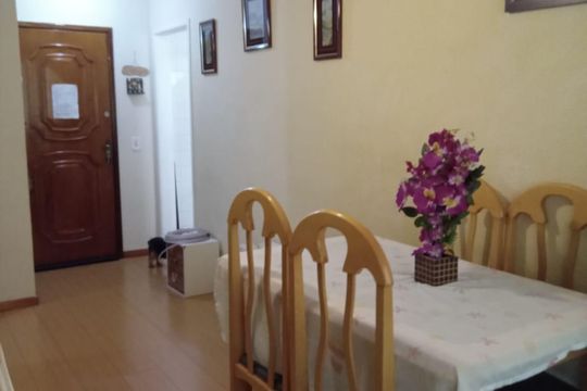 Sala de apartamento à venda com 2 quartos, 52m² em Rocha Miranda, Rio de Janeiro