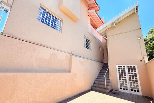 Quintal de casa à venda com 4 quartos, 310m² em Jardim Paulista Ii, Jundiaí