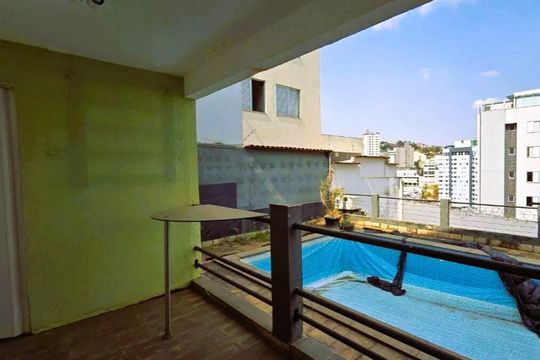 Casa para alugar com 4 quartos, 408m² em Buritis, Belo Horizonte