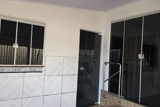 Casa para alugar com 3 quartos, 100m² em Residencial Solar Bougainville, Goiânia