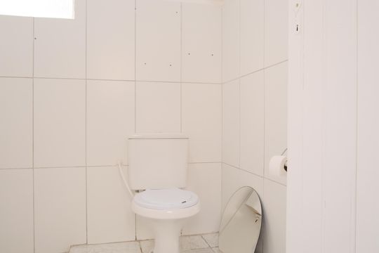 Banheiro de casa à venda com 2 quartos, 150m² em Vila Nova Manchester, São Paulo