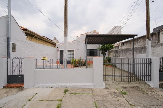 Fachada de casa à venda com 2 quartos, 150m² em Vila Nova Manchester, São Paulo