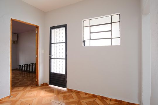 Casa à venda com 2 quartos, 150m² em Vila Nova Manchester, São Paulo