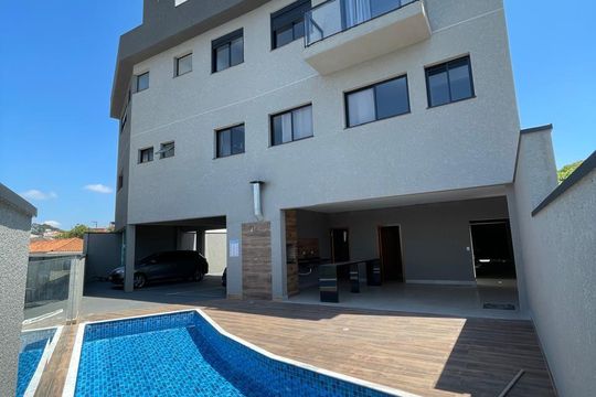 Casa à venda com 3 quartos, 100m² em Parque Sao Domingos, São Paulo