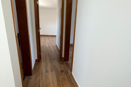 Casa à venda com 3 quartos, 100m² em Parque Sao Domingos, São Paulo