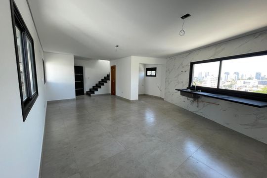 Casa à venda com 3 quartos, 100m² em Parque Sao Domingos, São Paulo