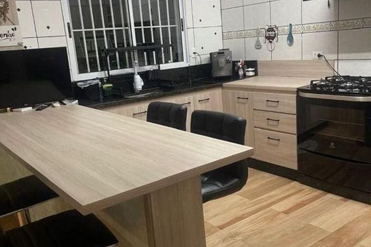 Casa à venda com 4 quartos, 215m² em Jardim Milena, Santo André