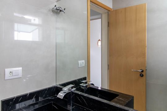 Banheiro de apartamento à venda com 2 quartos, 65m² em Vila Nossa Senhora de Fatima, Guarulhos