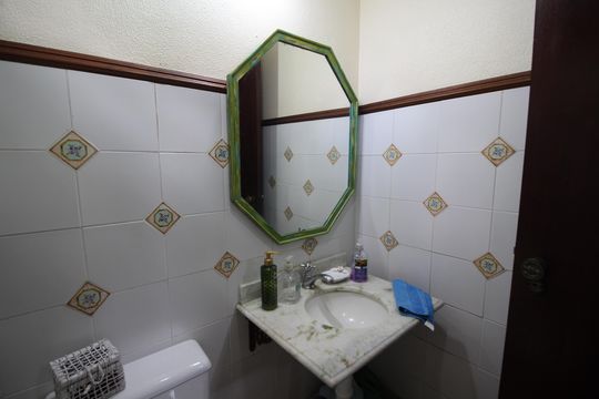Lavabo de casa de condomínio à venda com 4 quartos, 350m² em Jacarepaguá, Rio de Janeiro