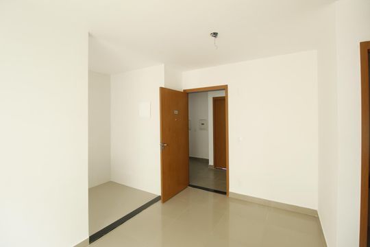 Sala de apartamento à venda com 2 quartos, 44m² em Costa E Silva, Porto Alegre
