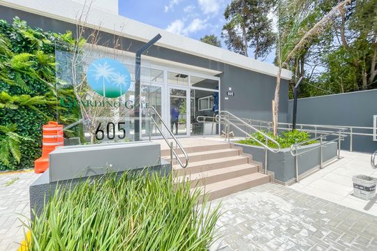 Fachada de apartamento à venda com 3 quartos, 88m² em Umuarama, Osasco