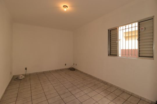 Casa para alugar com 1 quarto, 55m² em Vila Humaita, Santo André