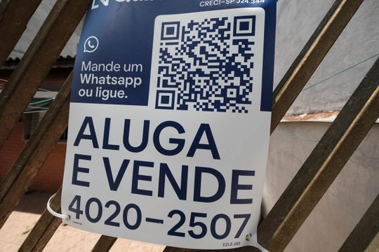 Fachada de casa à venda com 2 quartos, 104m² em Parque Boturussu, São Paulo