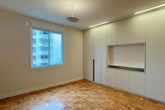 Suíte 3 de apartamento à venda com 3 quartos, 212m² em Jardim Paulista, São Paulo