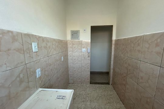 Cozinha de apartamento para alugar com 1 quarto, 60m² em Higienópolis, Rio de Janeiro