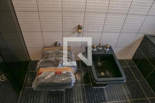 Banheiro 3 de casa à venda com 3 quartos, 180m² em Vila Leopoldina, São Paulo