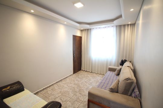 Sala de apartamento à venda com 2 quartos, 49m² em Santa Cruz Industrial, Contagem