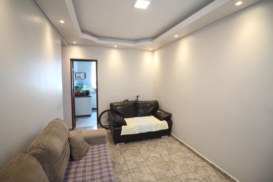 Sala de apartamento à venda com 2 quartos, 49m² em Santa Cruz Industrial, Contagem