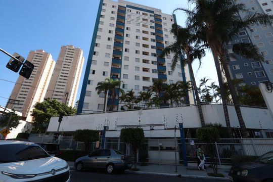 Fachada de apartamento à venda com 3 quartos, 54m² em Vila Ema, São Paulo