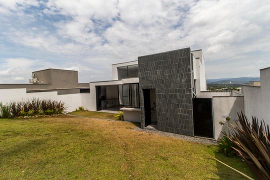 Quintal de casa de condomínio para alugar com 4 quartos, 370m² em Alphaville, Santana de Parnaíba