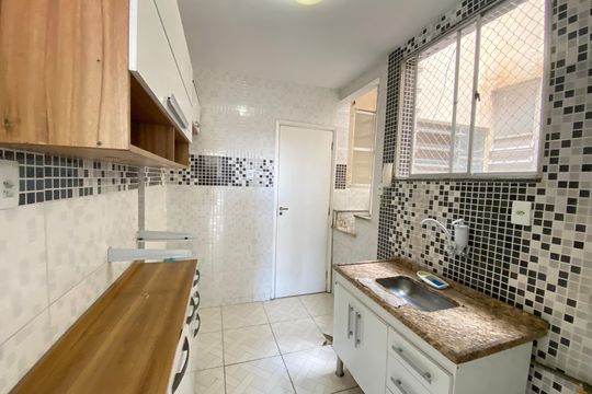 Cozinha e Área de Serviço de apartamento à venda com 2 quartos, 55m² em Abolição, Rio de Janeiro