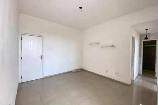 Sala de apartamento à venda com 2 quartos, 55m² em Abolição, Rio de Janeiro