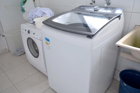 Área de Serviço de apartamento à venda com 4 quartos, 267m² em Vila Madalena, São Paulo