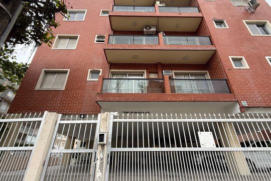 Fachada de apartamento para alugar com 1 quarto, 63m² em Balneario Cidade Atlantica, Guarujá