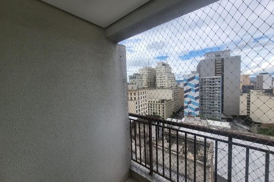 Varanda de kitnet/studio à venda com 1 quarto, 30m² em Centro Histórico de São Paulo, São Paulo