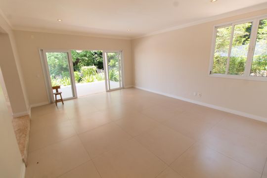 Casa de Condomínio à venda com 4 quartos, 590m² em Jardim Arua, Campinas