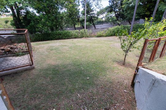 ÁREA EXTERNA FUNDOS de casa de condomínio à venda com 4 quartos, 590m² em Jardim Arua, Campinas